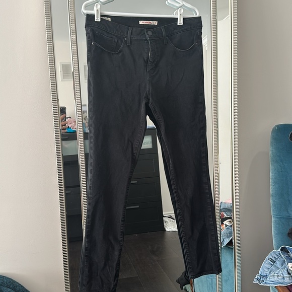 Levi’s dark black denim jeans excellent condition 311 shaping skinny size 31 - Picture 2 of 3